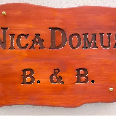 Nicadomus Licata