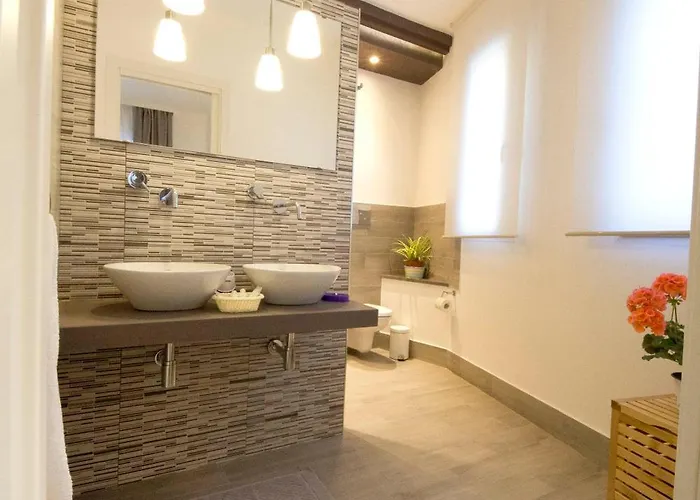 Nicadomus Bed & Breakfast