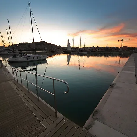 Nicadomus 4* ليكاتا