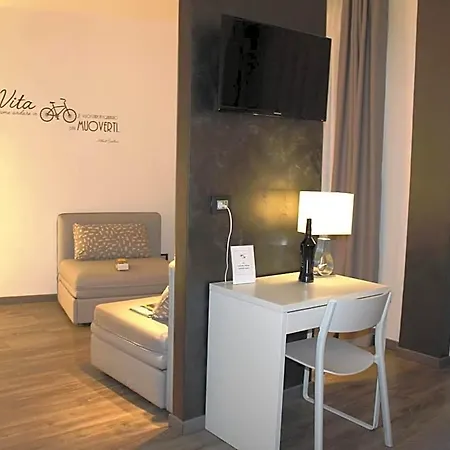 Nicadomus Bed & Breakfast 4*